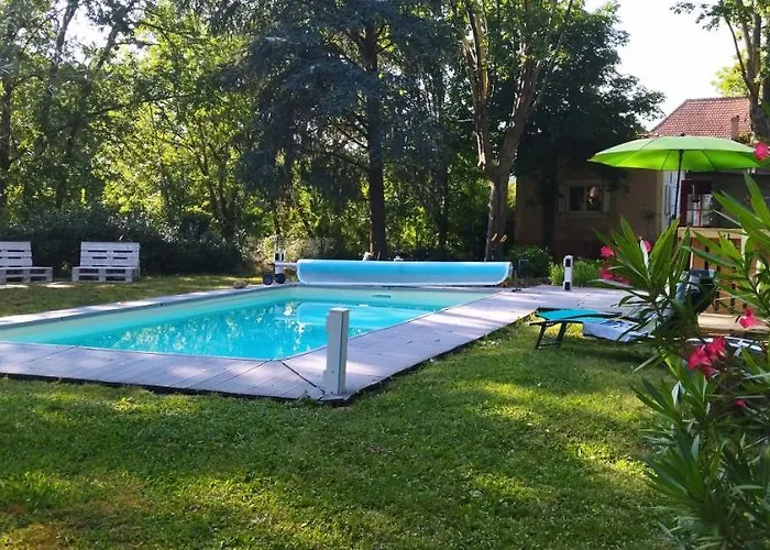 Au Bois De La Grave 3* Luzech