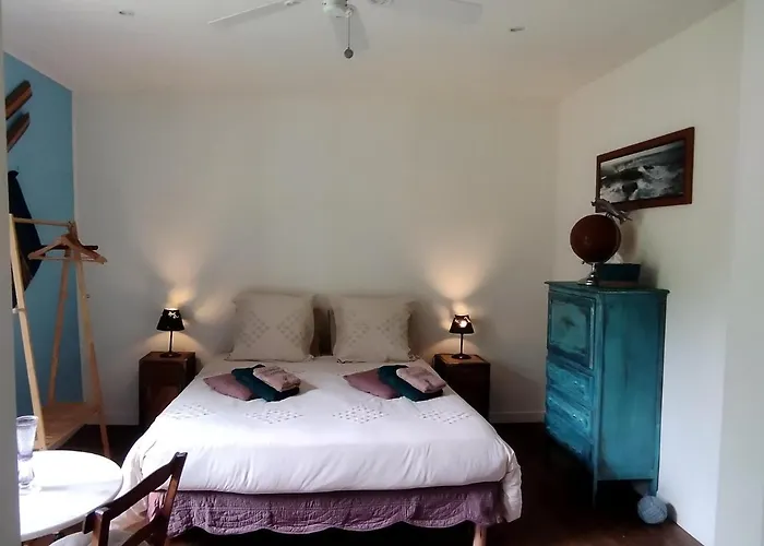 Au Bois De La Grave Pensionat Luzech